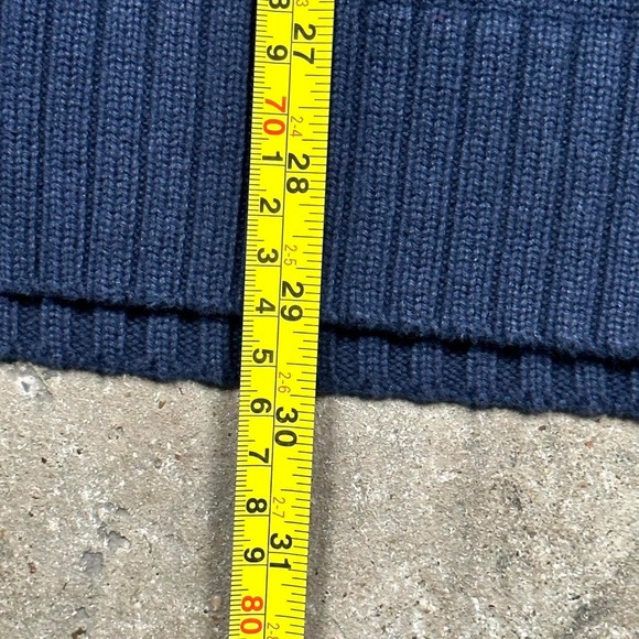 Vintage Tommy Hilfiger 3D Embroidered Logo Sweater - Picture 5 of 5